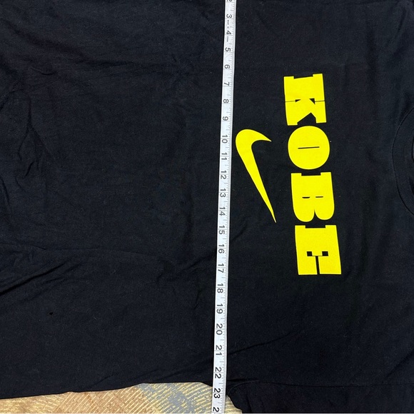 Nike Kobe Bryant Los Angeles Lakers Vintage Shirt 24 - Picture 5 of 7